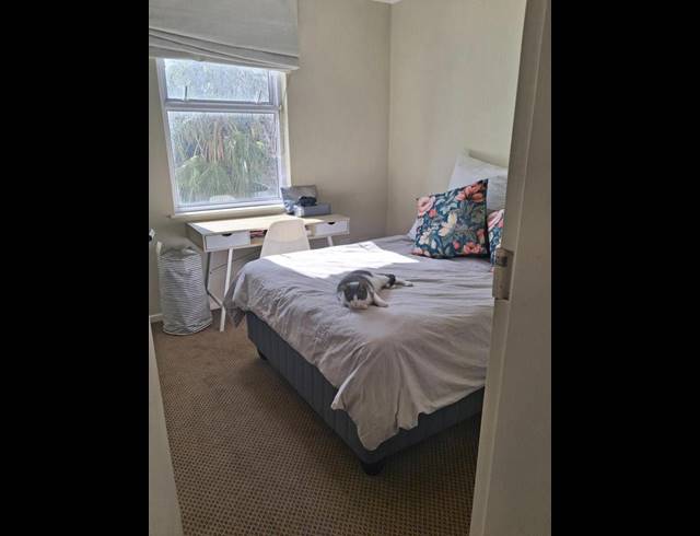 2 BEDROOM PROPERTY TO RENT IN VREDEHOEK